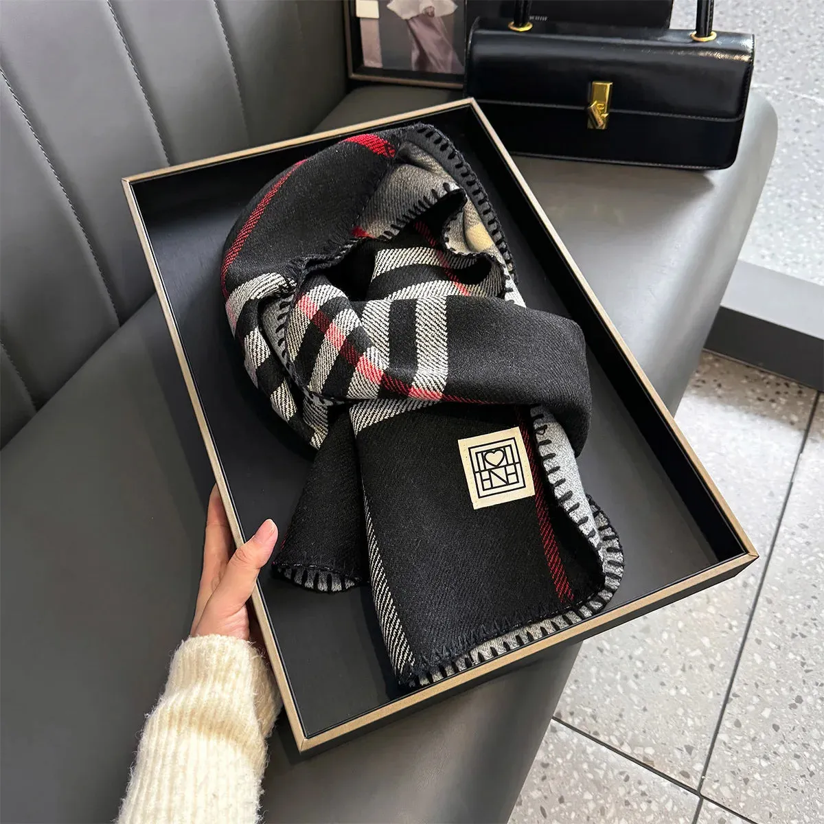 2024 Luxury Winter Plaid Scarf for Women